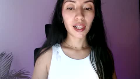 Snapshot of oliviaaa__ chatting on 03/25/26, 04:46 oliviaaa__ online show from 03/25/26, 04:46