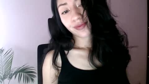 Snapshot of oliviaaa__ chatting on 03/31/26, 03:45 oliviaaa__ online show from 03/31/26, 03:45