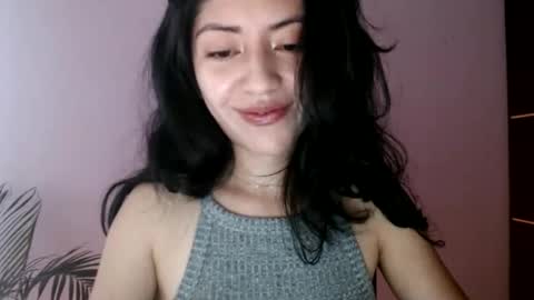 Snapshot of oliviaaa__ chatting on 04/03/26, 04:05 oliviaaa__ online show from 04/03/26, 04:05