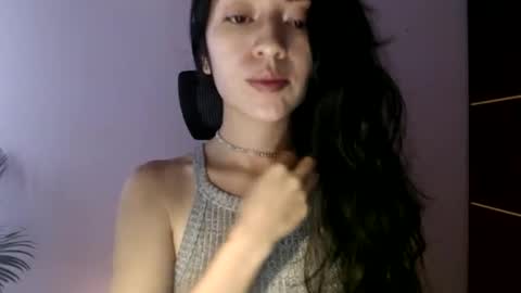 Snapshot of oliviaaa__ chatting on 05/06/26, 04:56 oliviaaa__ online show from 05/06/26, 04:56