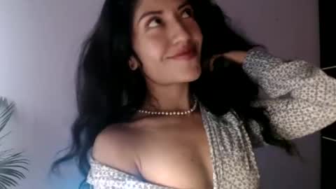 Snapshot of oliviaaa__ chatting on 05/12/26, 04:59 oliviaaa__ online show from 05/12/26, 04:59