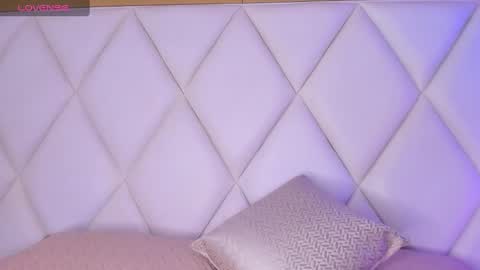 OLIVIA online show from 01/15/25, 01:34