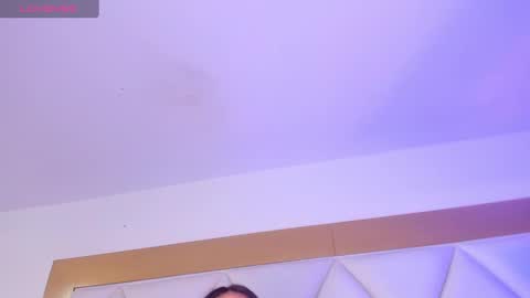 OLIVIA online show from 01/22/25, 02:15