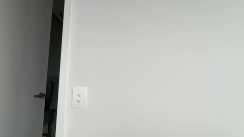 Olivia Brookes online show from 12/15/25, 08:13