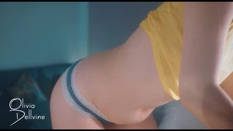 Olivia online show from 11/06/25, 01:06