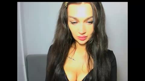 Snapshot of oliviadirty chatting on 03/24/26, 10:53 OliviaDirty online show from 03/24/26, 10:53