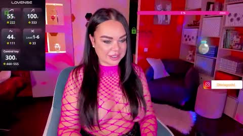 Oliviagoold online show from 11/04/25, 10:58