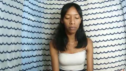 oliviah27 online show from 12/02/25, 08:59