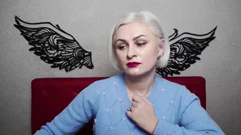 OliviaHorst online show from 02/08/25, 09:13