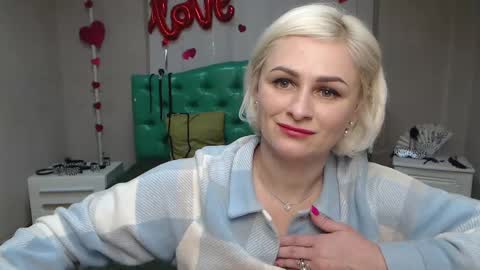 OliviaHorst online show from 03/12/25, 09:23