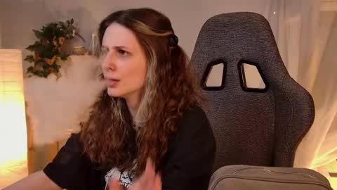 Liv online show from 02/15/26, 04:58