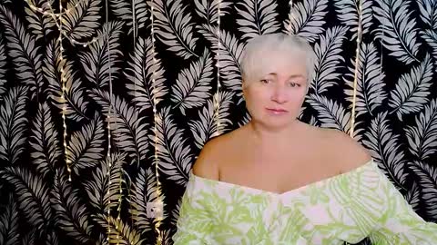 Kelly online show from 10/20/25, 11:32