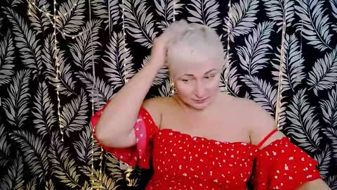 Kelly online show from 12/01/25, 12:54