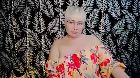 Snapshot of oliviaoskar_ chatting on 03/21/26, 12:21 Kelly online show from 03/21/26, 12:21