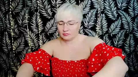 Kelly online show from 05/03/26, 10:32