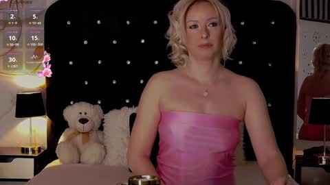 Snapshot of oliviashaw23 chatting on 01/09/25, 05:13 Olivia online show from 01/09/25, 05:13