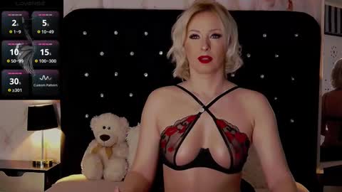 Snapshot of oliviashaw23 chatting on 02/09/25, 06:54 Olivia online show from 02/09/25, 06:54