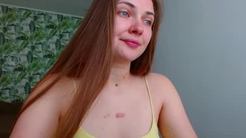 Snapshot of oliviashiny chatting on 05/24/26, 04:17 Olivia online show from 05/24/26, 04:17