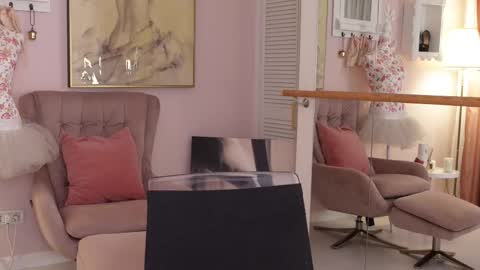 OliviaSway online show from 09/11/25, 07:58