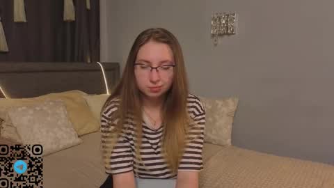 Kylie online show from 09/16/25, 06:31