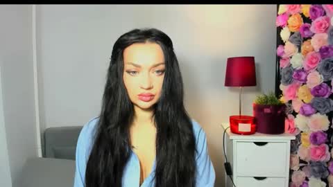 OliviaWomen online show from 01/14/26, 07:58