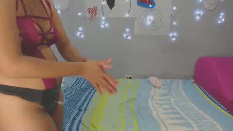 oliviiah online show from 12/14/24, 07:46