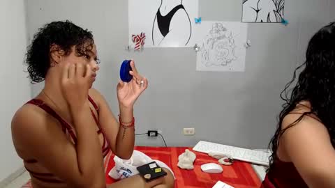 oliviiah online show from 02/11/25, 02:25