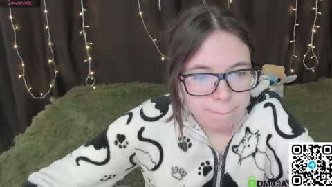 Snapshot of ollie_baird chatting on 03/14/26, 07:58 Ollie online show from 03/14/26, 07:58