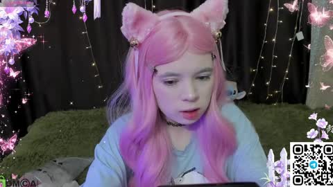 Snapshot of ollie_baird chatting on 04/12/26, 06:40 Ollie online show from 04/12/26, 06:40