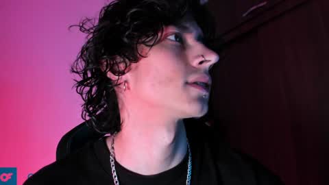     online show from 12/24/24, 05:38