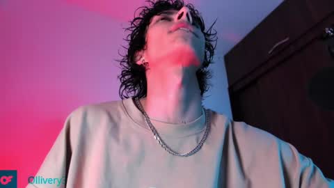     online show from 01/11/25, 06:35