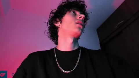     online show from 02/16/25, 12:41