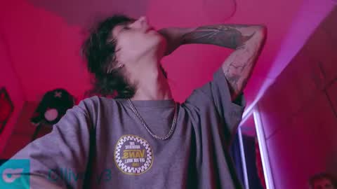     online show from 11/17/25, 12:05