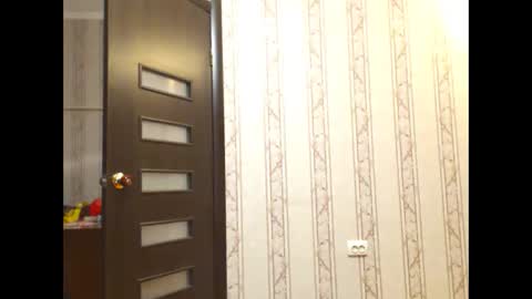 Snapshot of olvia7985 chatting on 03/06/25, 07:43 olvia online show from 03/06/25, 07:43