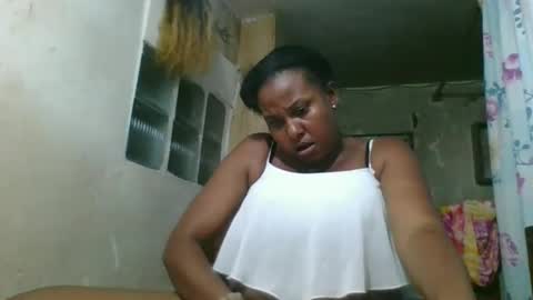 olyvienne90 online show from 11/28/25, 01:14