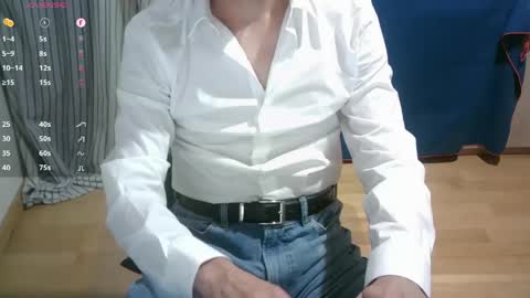 Snapshot of omar87ram chatting on 04/19/26, 06:10 Omar online show from 04/19/26, 06:10