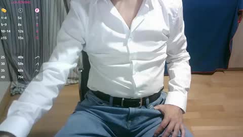 Snapshot of omar87ram chatting on 04/22/26, 05:14 Omar online show from 04/22/26, 05:14