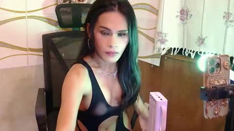 Snapshot of omecalicious451461 chatting on 04/24/26, 06:10 omecalicious451461 online show from 04/24/26, 06:10