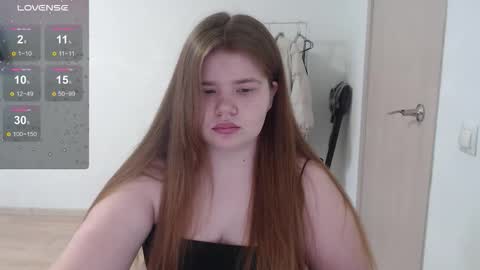 Snapshot of omellyoo chatting on 01/11/26, 10:42 MellY online show from 01/11/26, 10:42