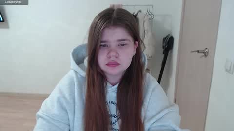 Snapshot of omellyoo chatting on 01/12/26, 12:32 MellY online show from 01/12/26, 12:32