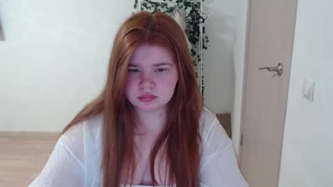 Snapshot of omellyoo chatting on 03/21/26, 04:32 MellY online show from 03/21/26, 04:32