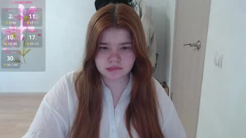 Snapshot of omellyoo chatting on 04/01/26, 06:14 MellY online show from 04/01/26, 06:14