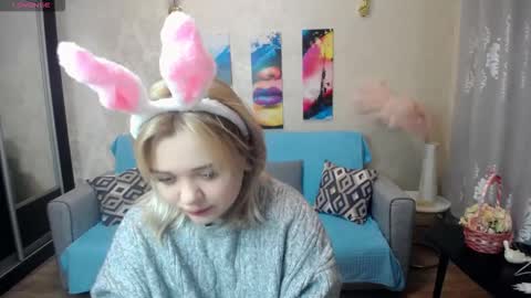 Snapshot of omg_itsperfect chatting on 11/30/25, 08:57 Fina online show from 11/30/25, 08:57