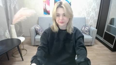 Snapshot of omg_itsperfect chatting on 02/01/26, 07:56 Fina online show from 02/01/26, 07:56