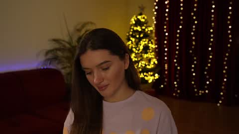    or    online show from 12/04/24, 07:01