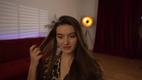    or    online show from 02/19/25, 07:48