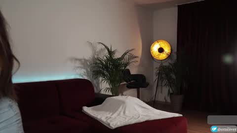    or    online show from 09/18/25, 05:26