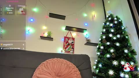 Snapshot of on_tefa chatting on 12/14/24, 07:18 Violette online show from 12/14/24, 07:18