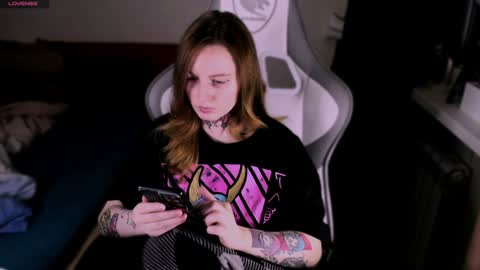 on_yxxx online show from 12/08/24, 04:50