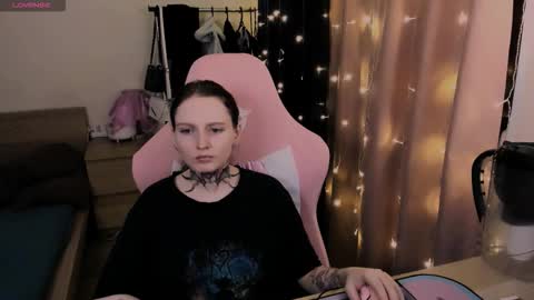 Snapshot of on_yxxx chatting on 03/17/26, 06:55 on_yxxx online show from 03/17/26, 06:55